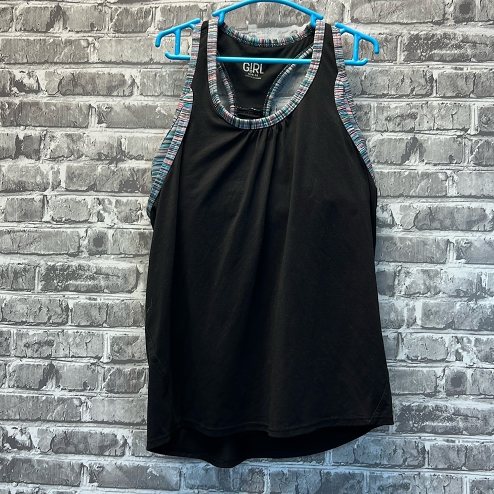 Athleta girl‎